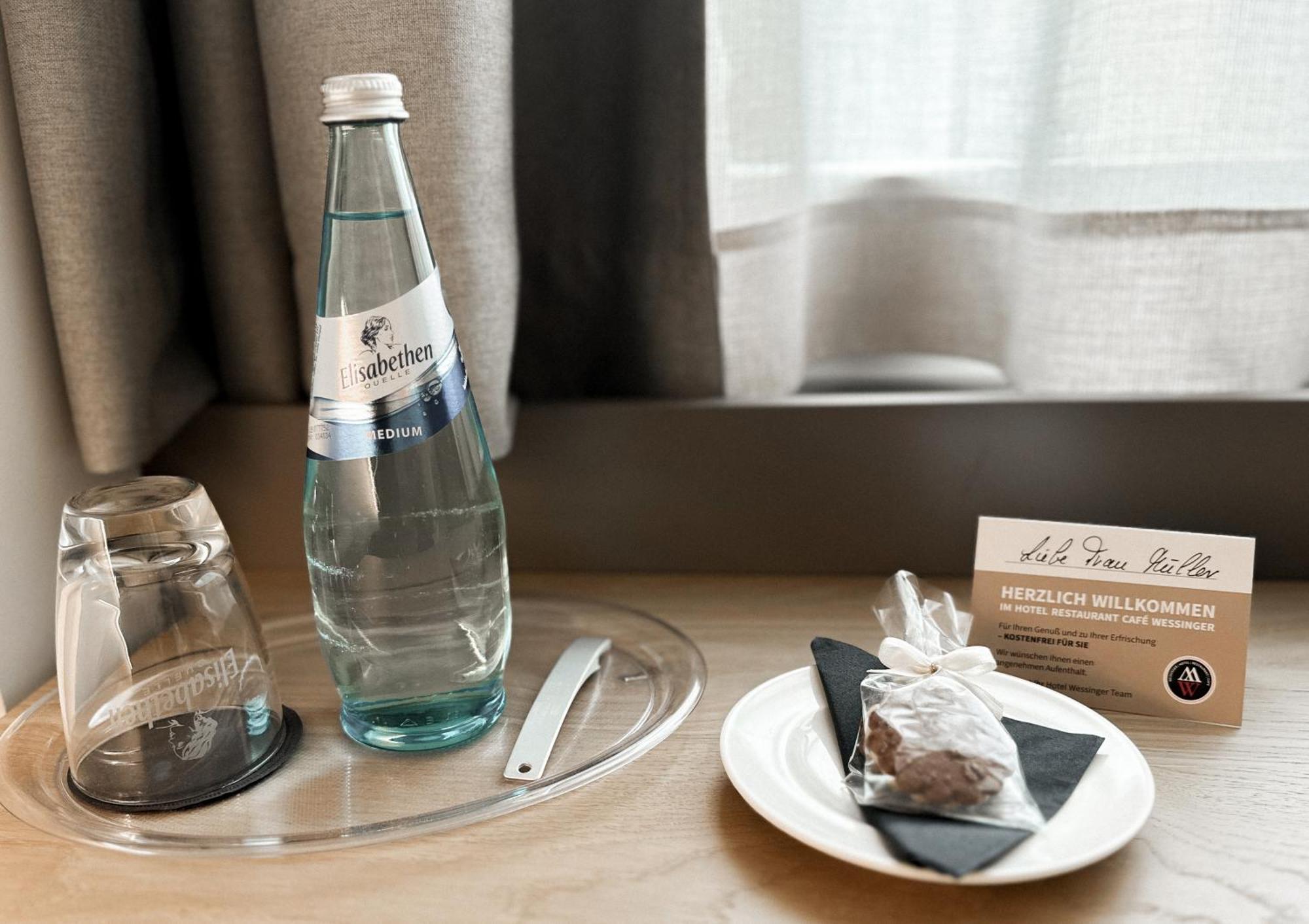 Residenz Wessinger, Neu-Isenburg Hotell Exteriör bild